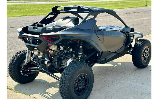 2024 Can-Am Maverick R X RS With Smart-Shox Black