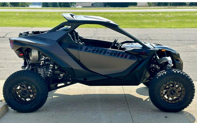 2024 Can-Am Maverick R X RS With Smart-Shox Black