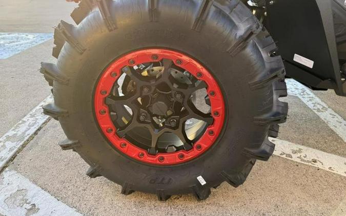 2026 Can-Am® Renegade X mr 1000 R Hyper Silver & Legion Red