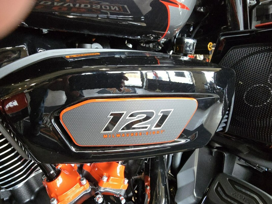 2026 Harley-Davidson® CVO Street Glide 3 Limited