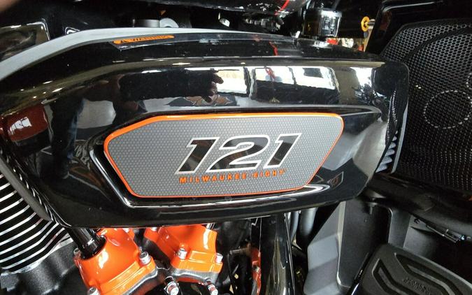 2026 Harley-Davidson® CVO Street Glide 3 Limited