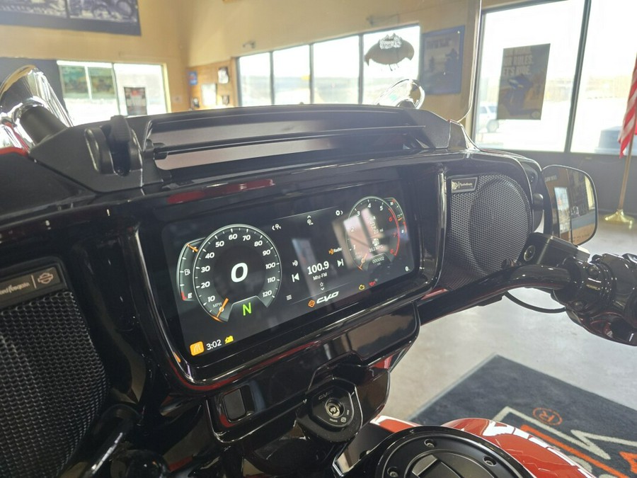 2026 Harley-Davidson® CVO Street Glide 3 Limited