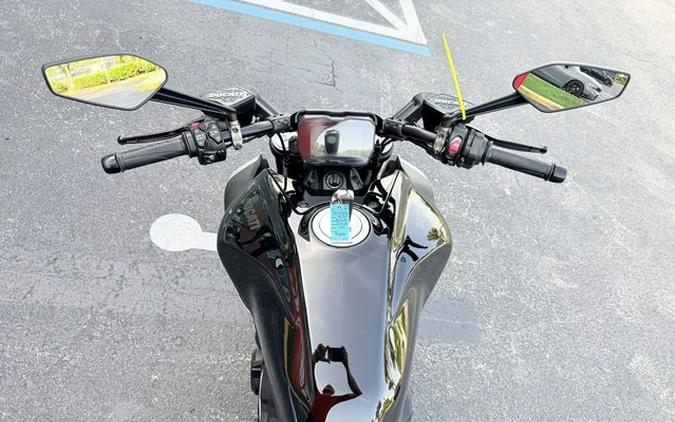 2024 Ducati Diavel V4 Black