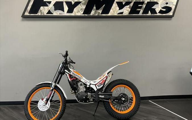 2023 HONDA MRT301RRP - 74064H
