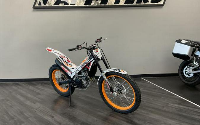2023 HONDA MRT301RRP - 74064H