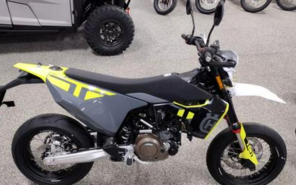 2024 Husqvarna 701 Supermoto