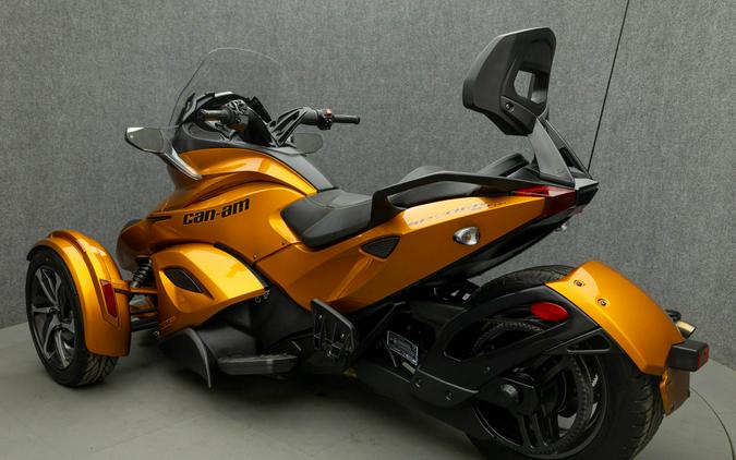 2014 CAN-AM SPYDER STS SE5 TRIKE W/ABS