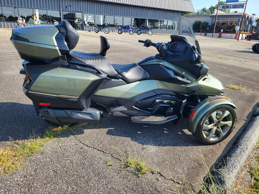 2021 Can-Am® Spyder® RT Sea To Sky SE6