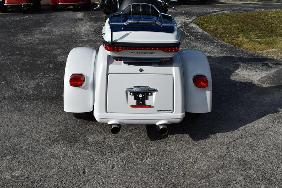 2015 Harley-Davidson® FLHTCUTG - Tri-Glide® Ultra