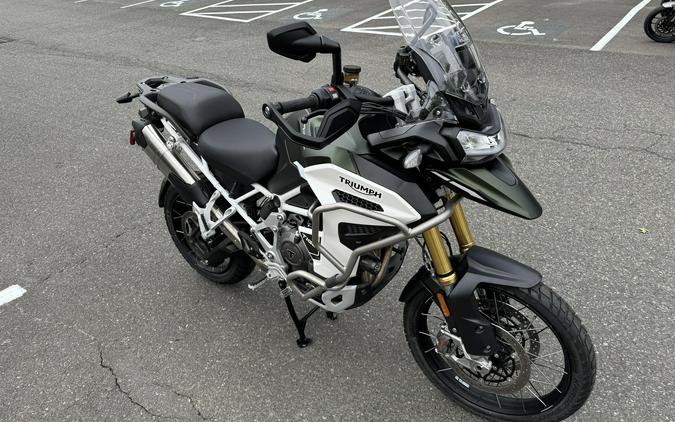 2025 Triumph Tiger 1200 Rally Explorer - MATTE KHAKI