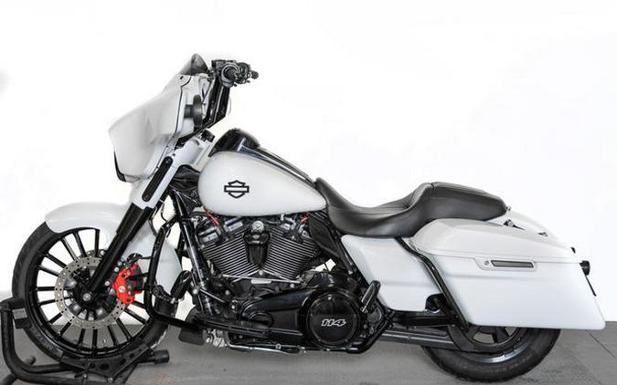 2020 Harley-Davidson® FLHXS - Street Glide® Special