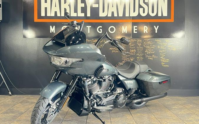 FLTRX 2025 Road Glide®