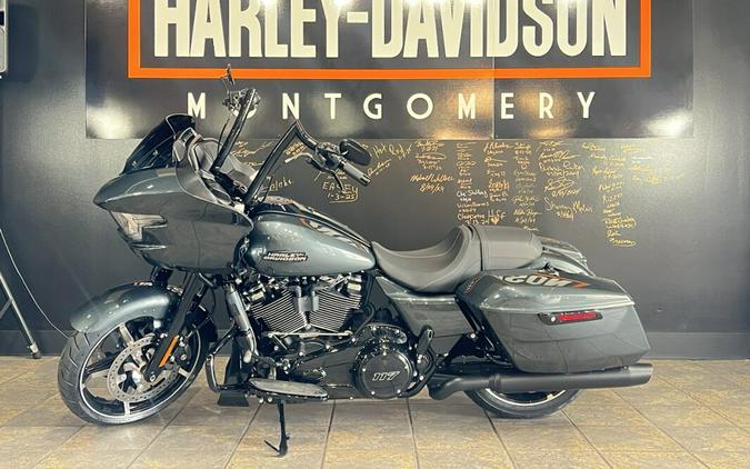 FLTRX 2025 Road Glide®