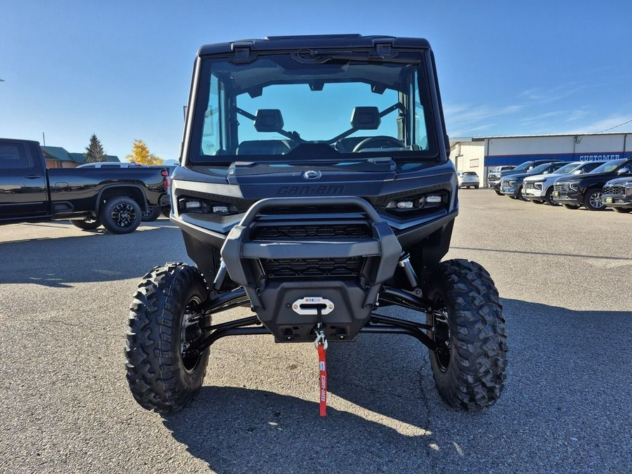 2026 Can-Am® Defender XT CAB HD11 With 10.25 in.display