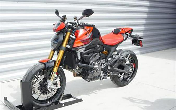 2024 Ducati Monster SP