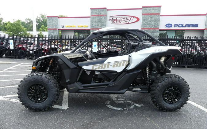 2024 Can-Am® Maverick X3 DS Turbo Catalyst Gray