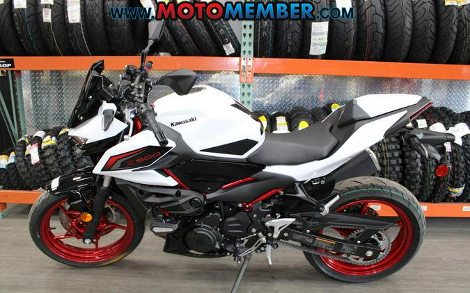 2026 Kawasaki Z500 SE ABS