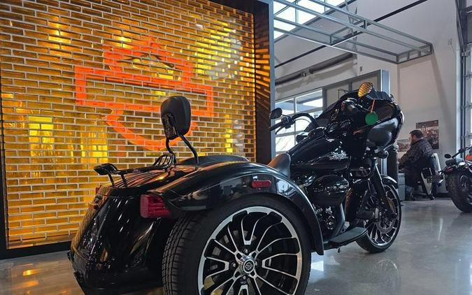 2025 Harley-Davidson® FLTRT - Road Glide® 3