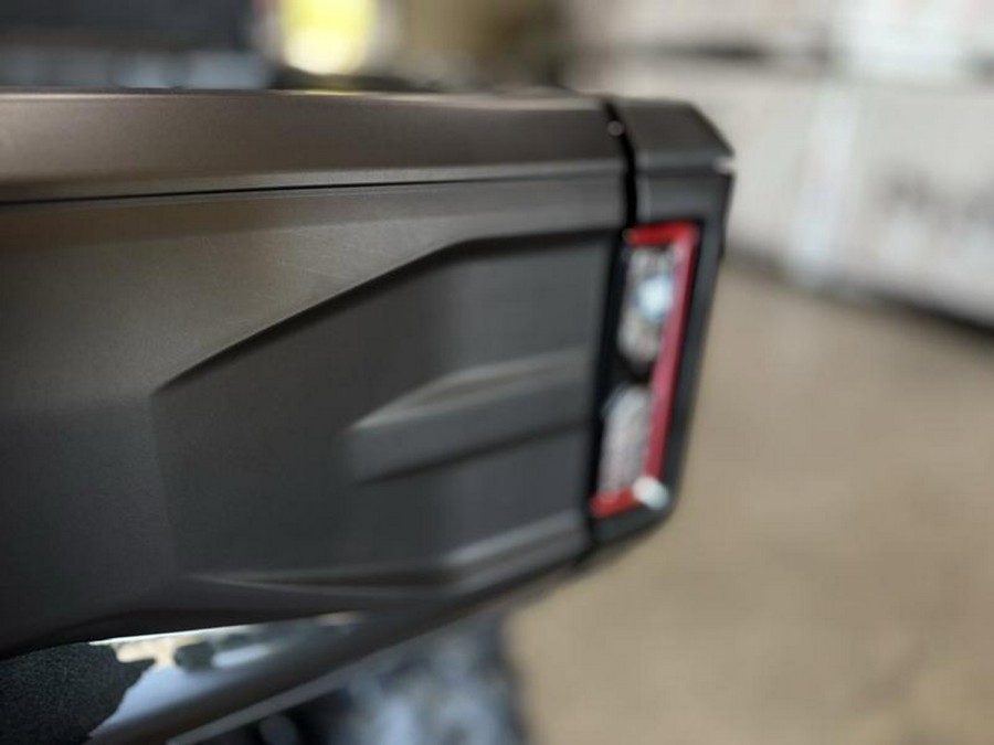 2026 Can-Am® Defender MAX XT HD11