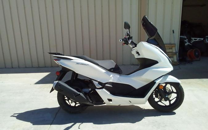 2022 Honda PCX 150 ABS
