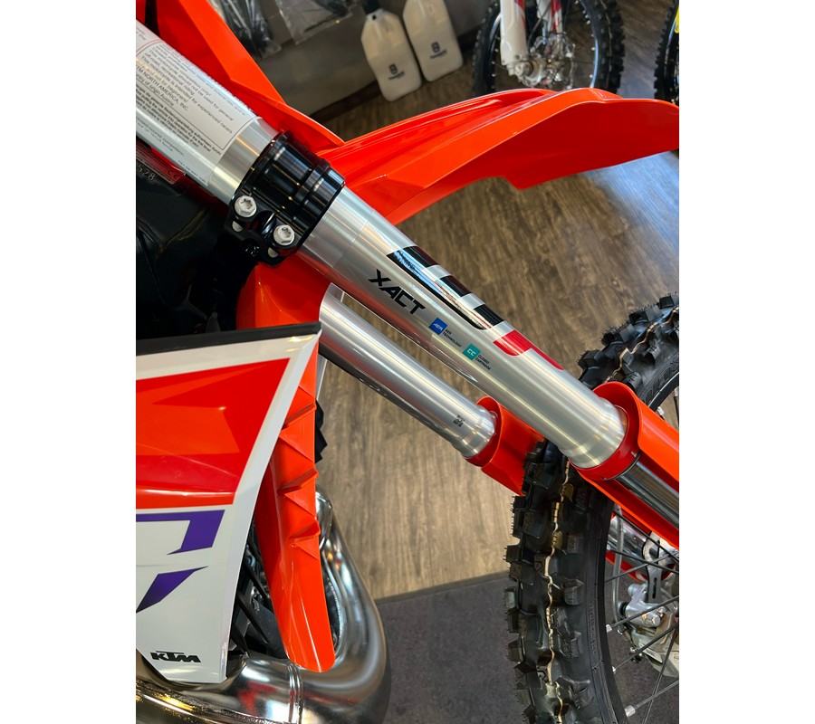 2023 KTM 250 XC