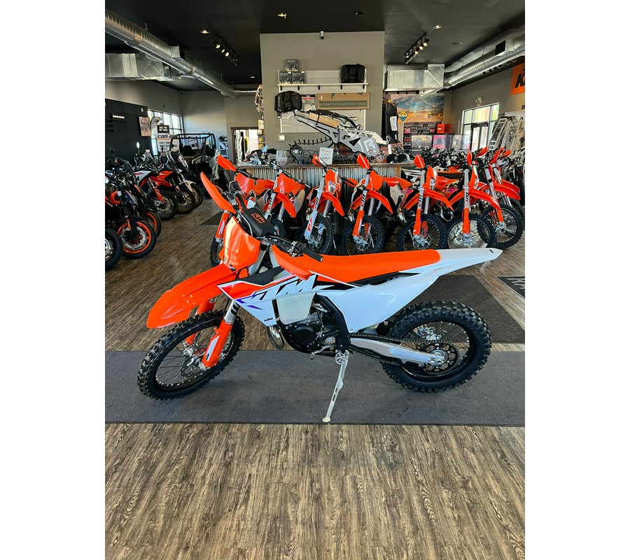 2023 KTM 250 XC