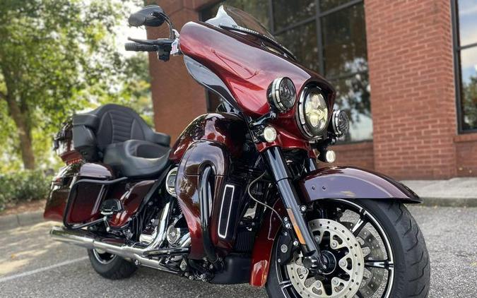 2018 Harley-Davidson® FLHTKSE - CVO™ Limited