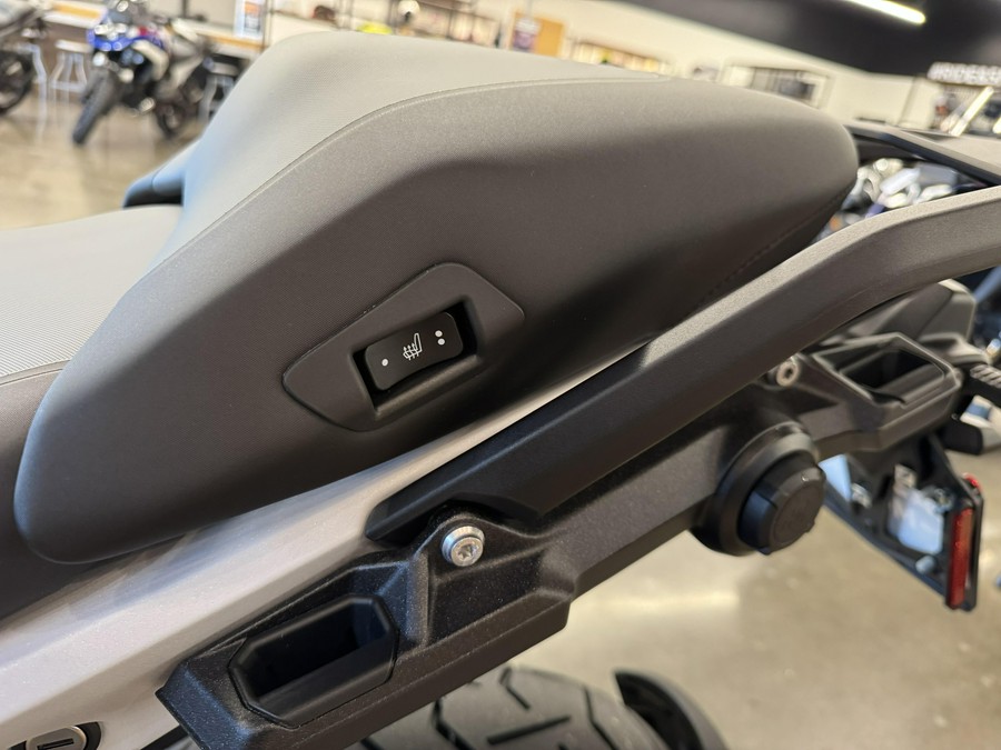 2025 BMW R 1300 GS - TROPHY - RACING BLUE METALLIC