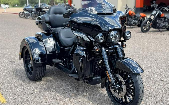 2025 Harley-Davidson® FLHTCUTG - Tri Glide® Ultra