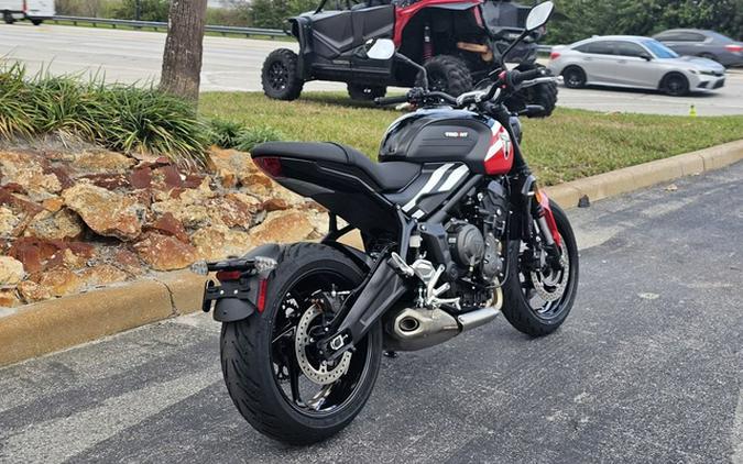 2025 Triumph Trident 660 Diablo Red/Sapphire Black 660