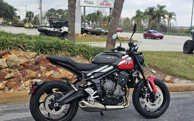 2025 Triumph Trident 660 Diablo Red/Sapphire Black 660