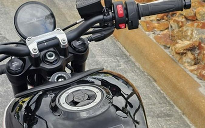2025 Triumph Trident 660 Diablo Red/Sapphire Black 660