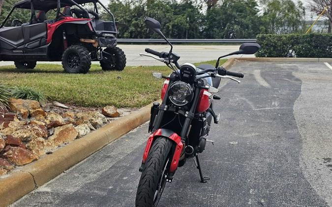 2025 Triumph Trident 660 Diablo Red/Sapphire Black 660