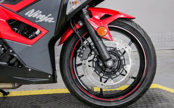 2025 Kawasaki Ninja 500 ABS