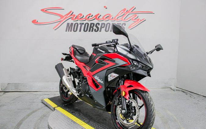 2025 Kawasaki Ninja 500 ABS