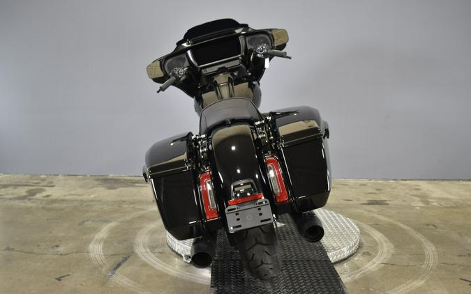 2025 Harley-Davidson Street Glide FLHX