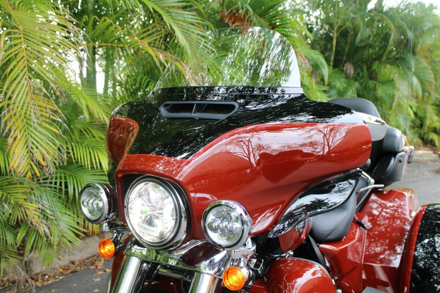 New 2024 Harley-Davidson Tri Glide Ultra FLHTCUTG Trike For Sale In Miami, Florida