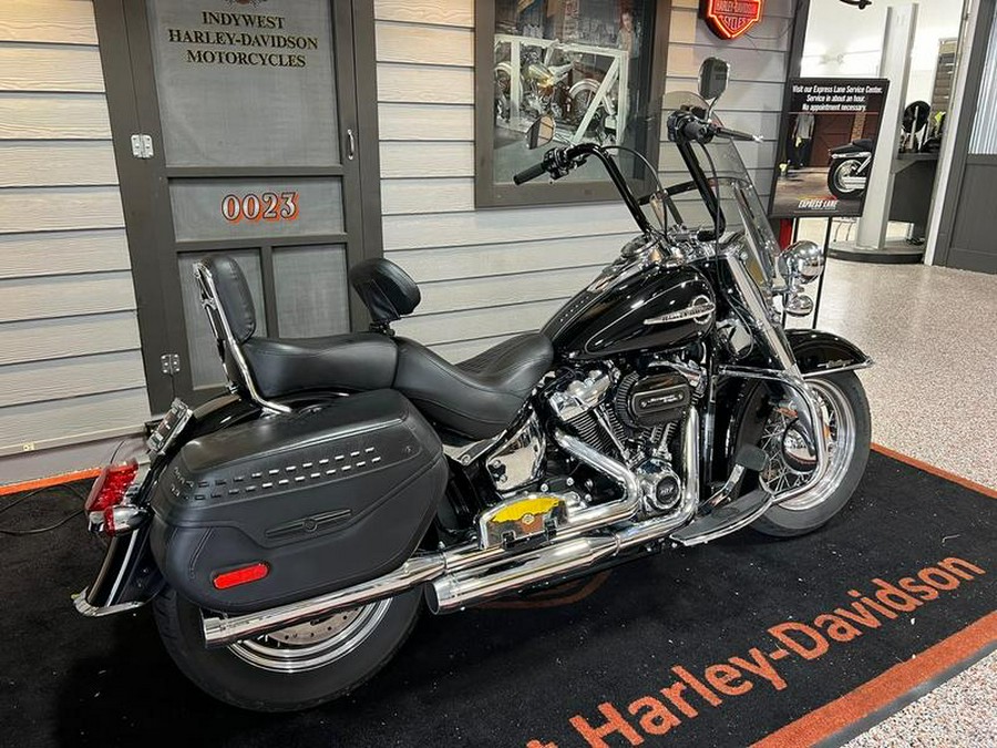 2020 Harley-Davidson® FLHC - Softail® Heritage Classic