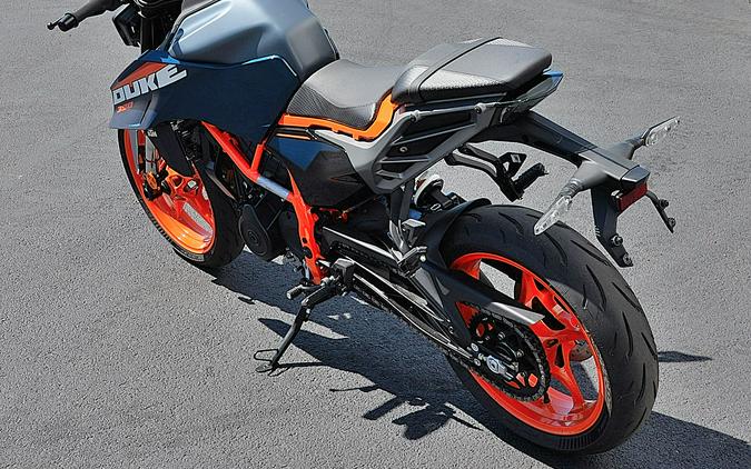 2024 KTM Duke 390