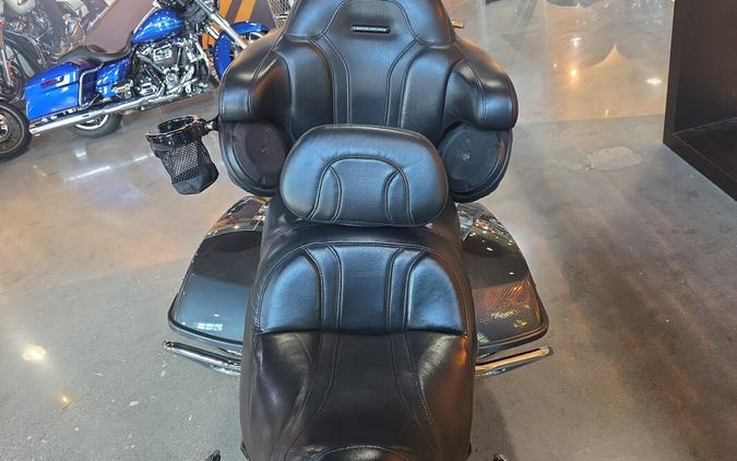 FLTRUSE 2016 CVO™ Road Glide® Ultra