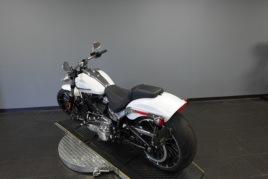 2024 Harley-Davidson Breakout 117