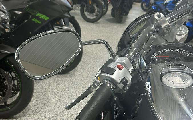 2025 Suzuki Boulevard M109R