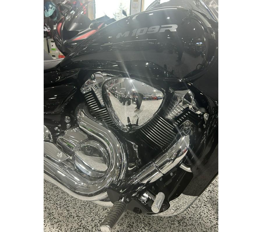 2025 Suzuki Boulevard M109R