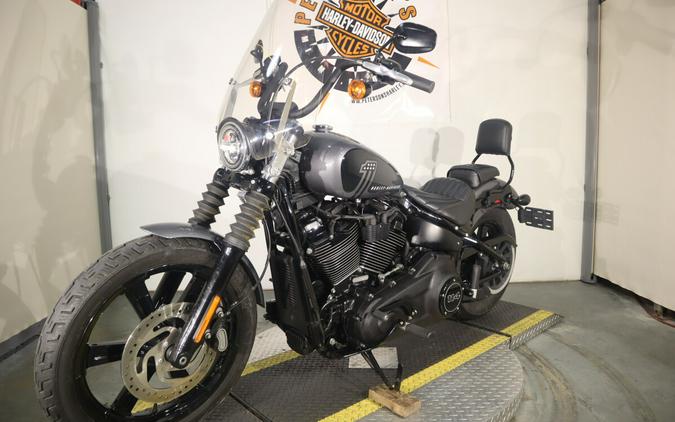 2022 Harley-Davidson Street Bob 114 Gauntlet Grey