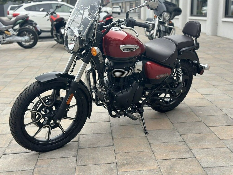 2023 Royal Enfield Meteor 350 Stellar Red