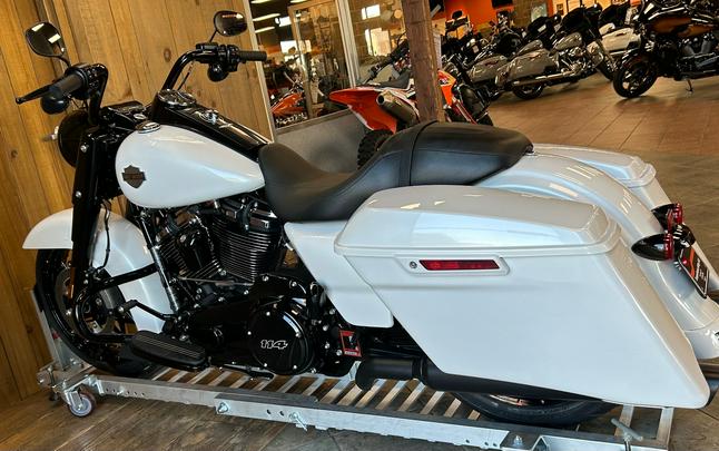 2024 Harley-Davidson Road King Special