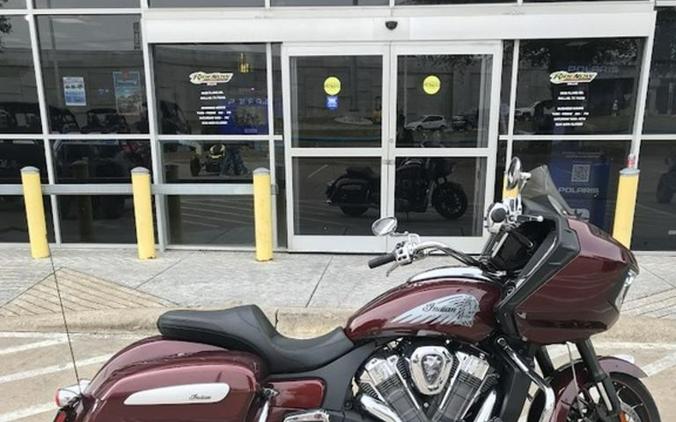 2023 Indian Motorcycle® Challenger® Limited Maroon Metallic