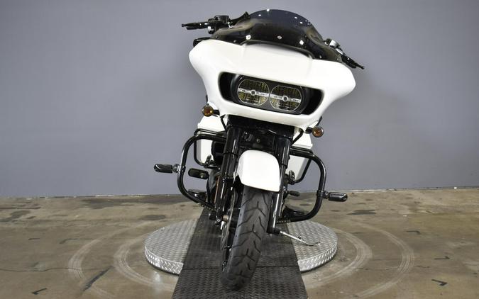 2018 Harley-Davidson Road Glide Special Bonneville Salt Pearl