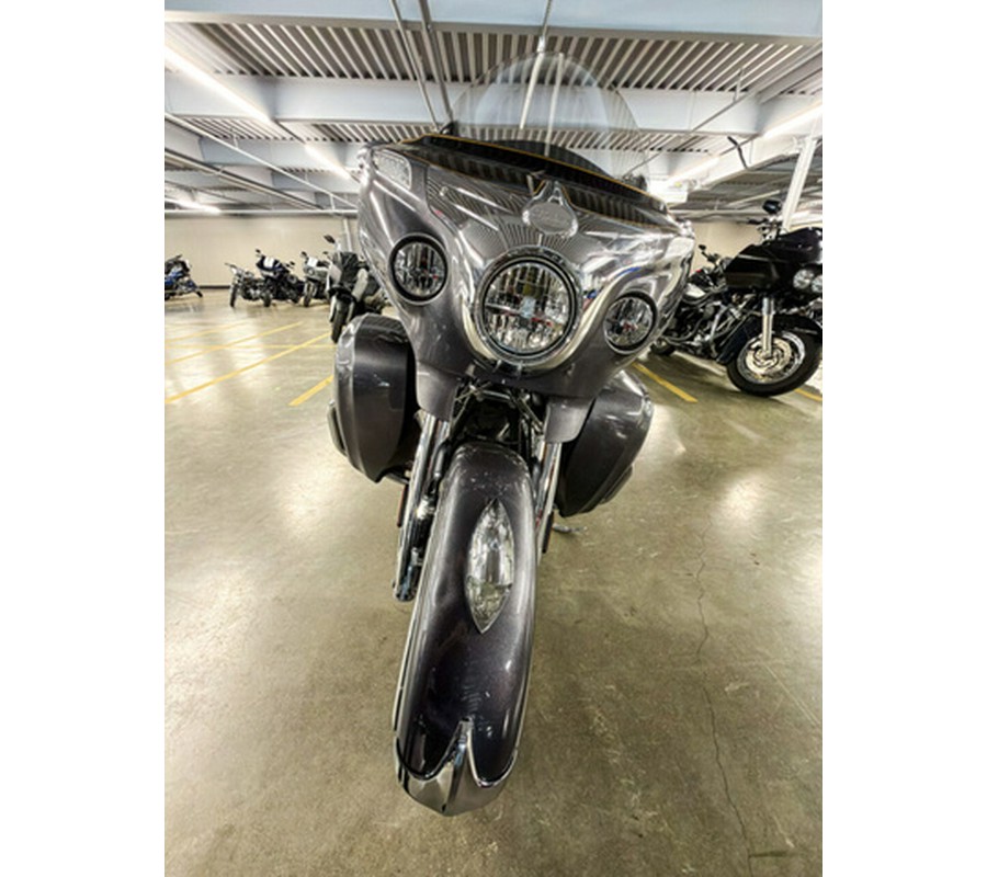 2016 Indian Roadmaster Thunder Black