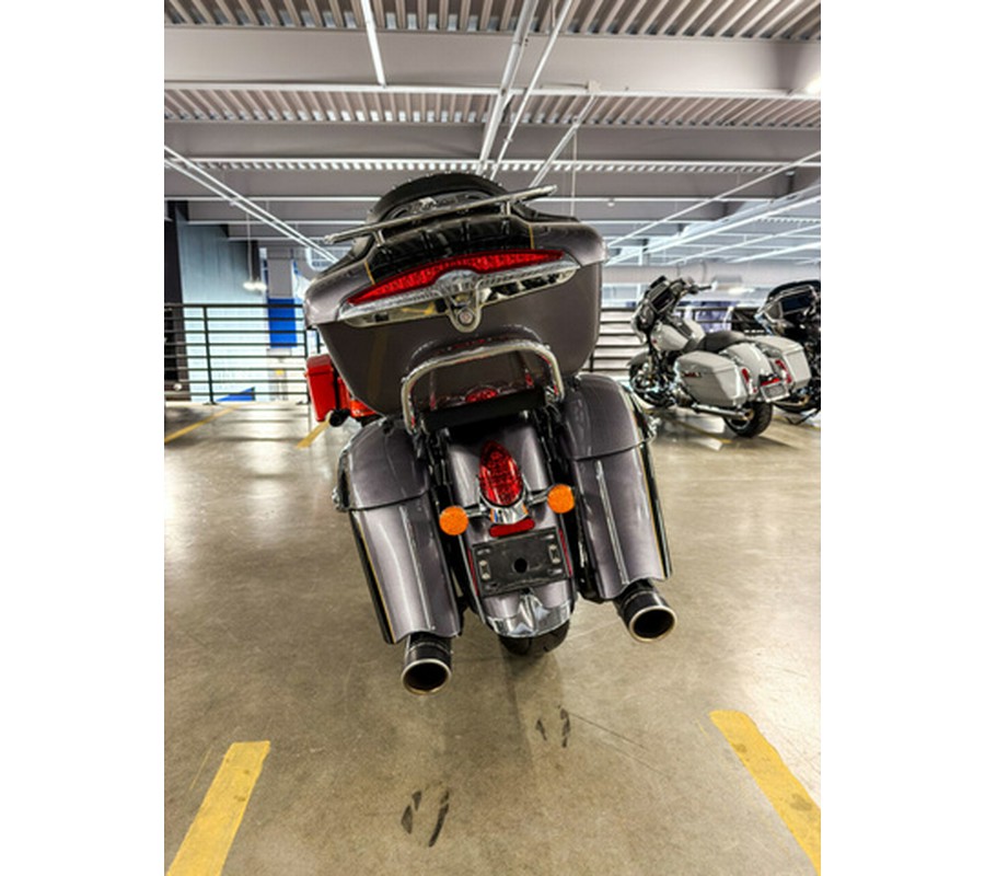 2016 Indian Roadmaster Thunder Black